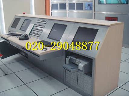 从工厂到无尘室 硬件研发中的多元化操作台设计